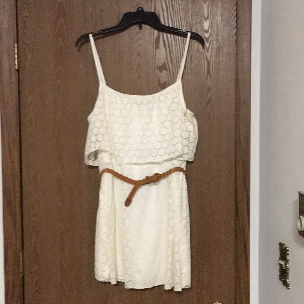 No boundaries white dress. Women’s size XL